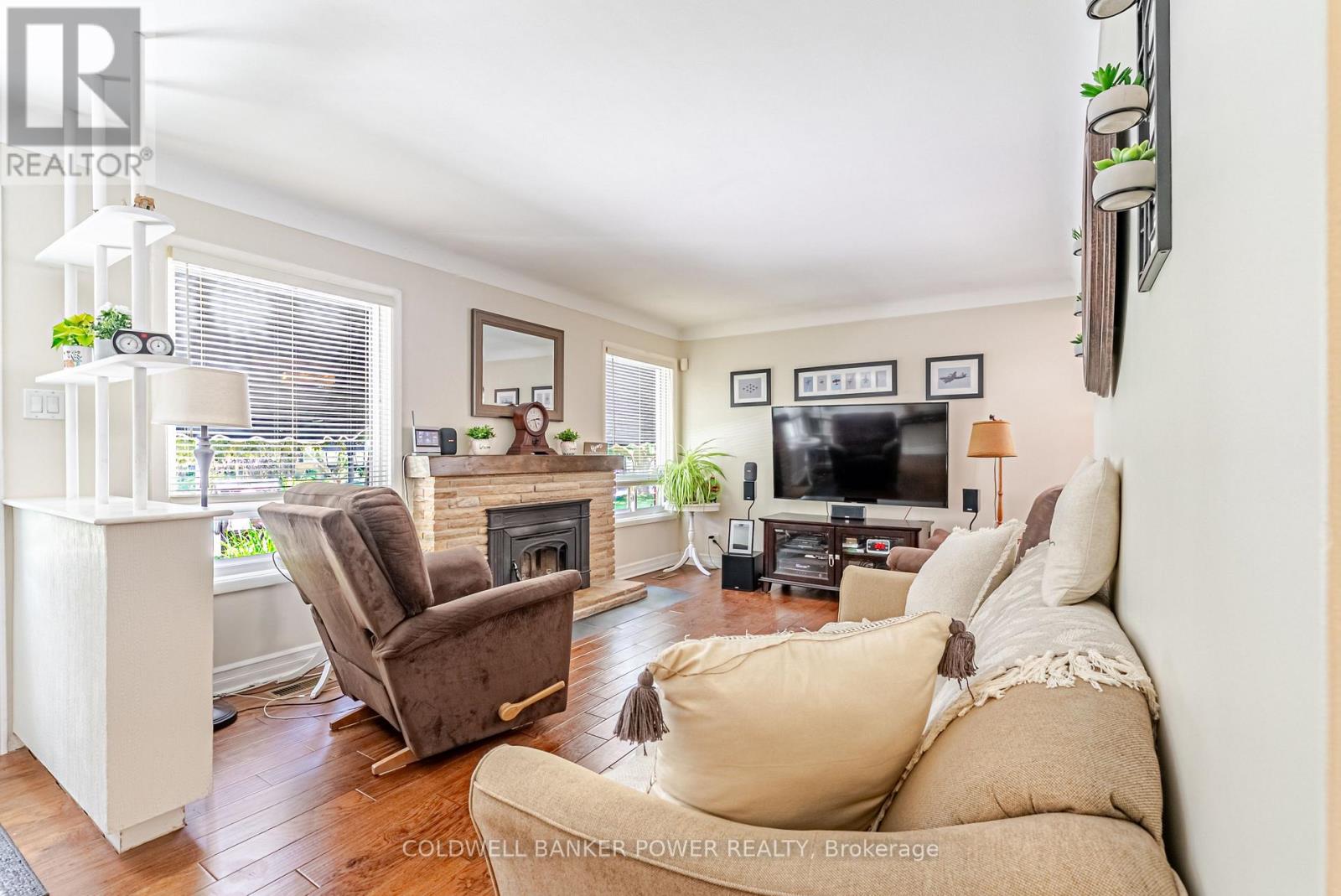 468 JELLICOE CRESCENT - Image 5