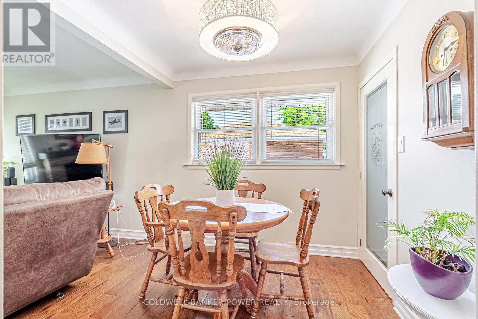 468 JELLICOE CRESCENT - Image 8