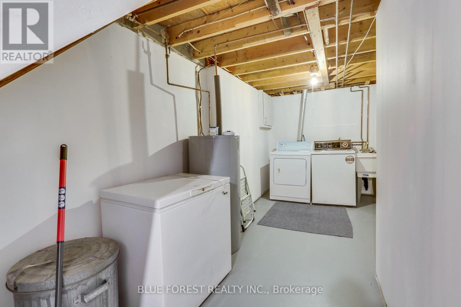 #54 166 SOUTHDALE ROAD W - Image 30