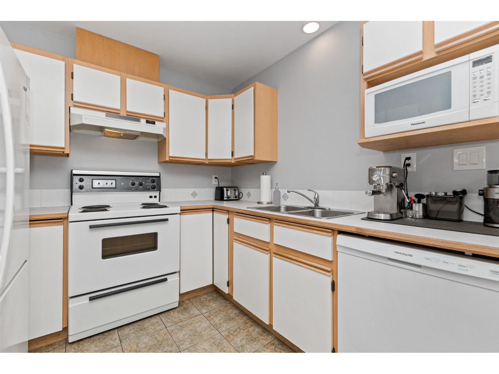 10 7715 LUCKAKUCK PLACE, Sardis West Vedder, Chilliwack