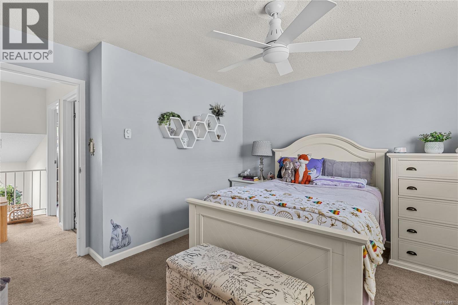 #110 824 Island Hwy S - 25