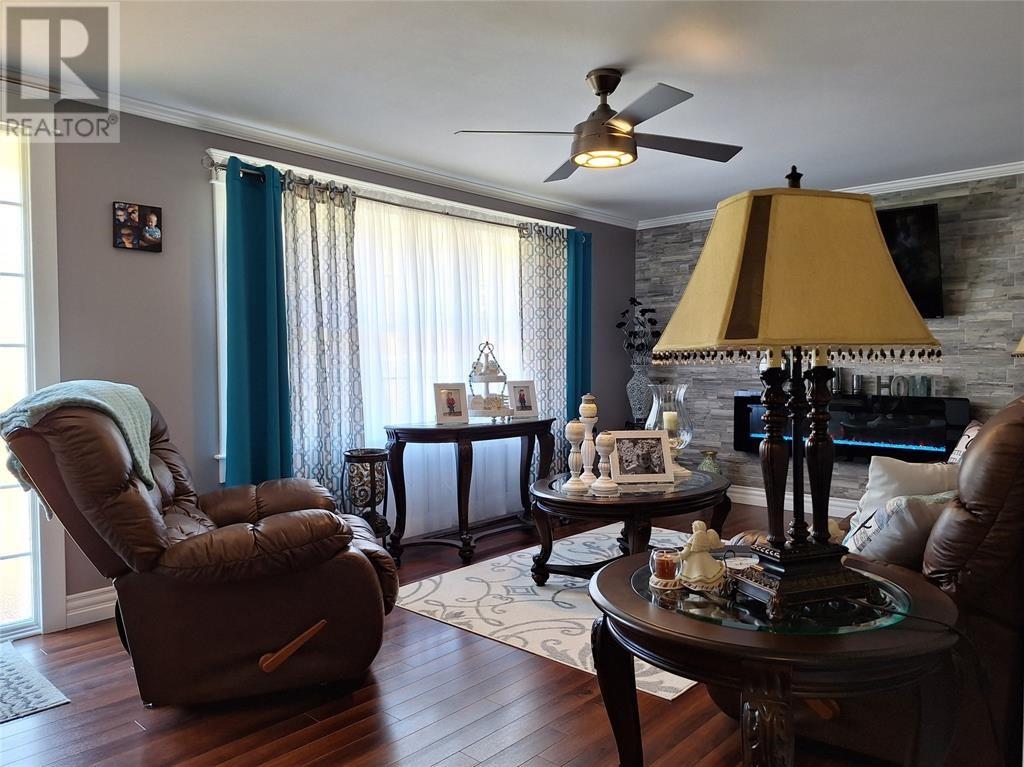 673 Oceanview Drive thumbnail 12