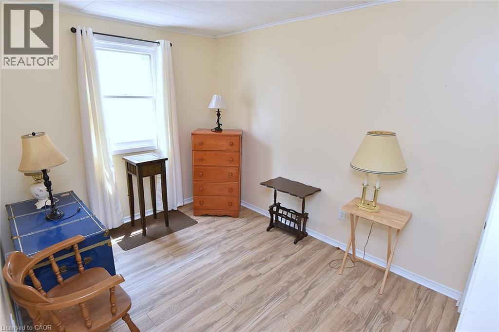 340 KING Street W - 14