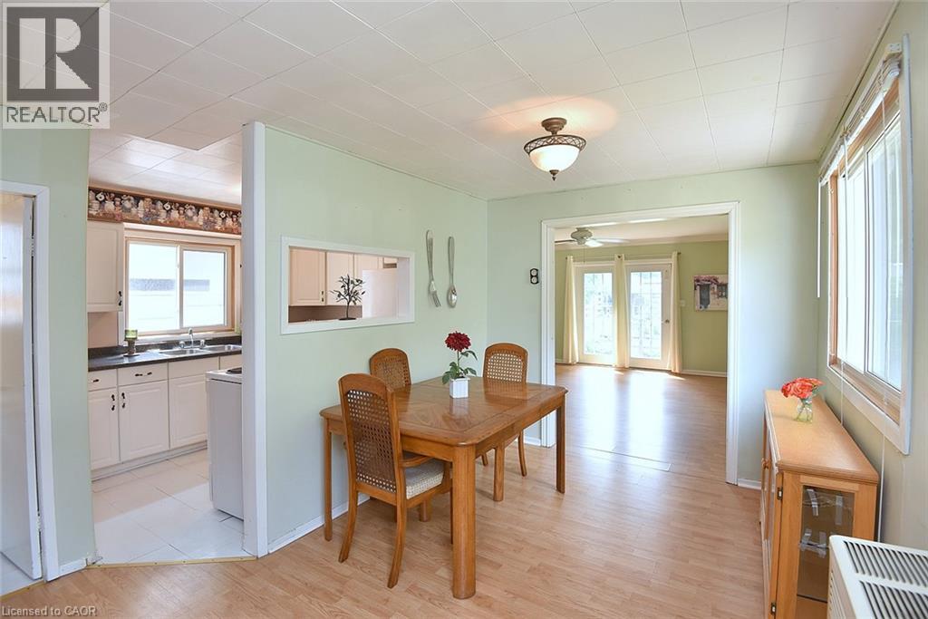 340 KING Street W - 22