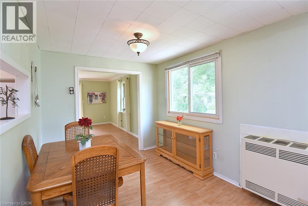 340 KING Street W - 21