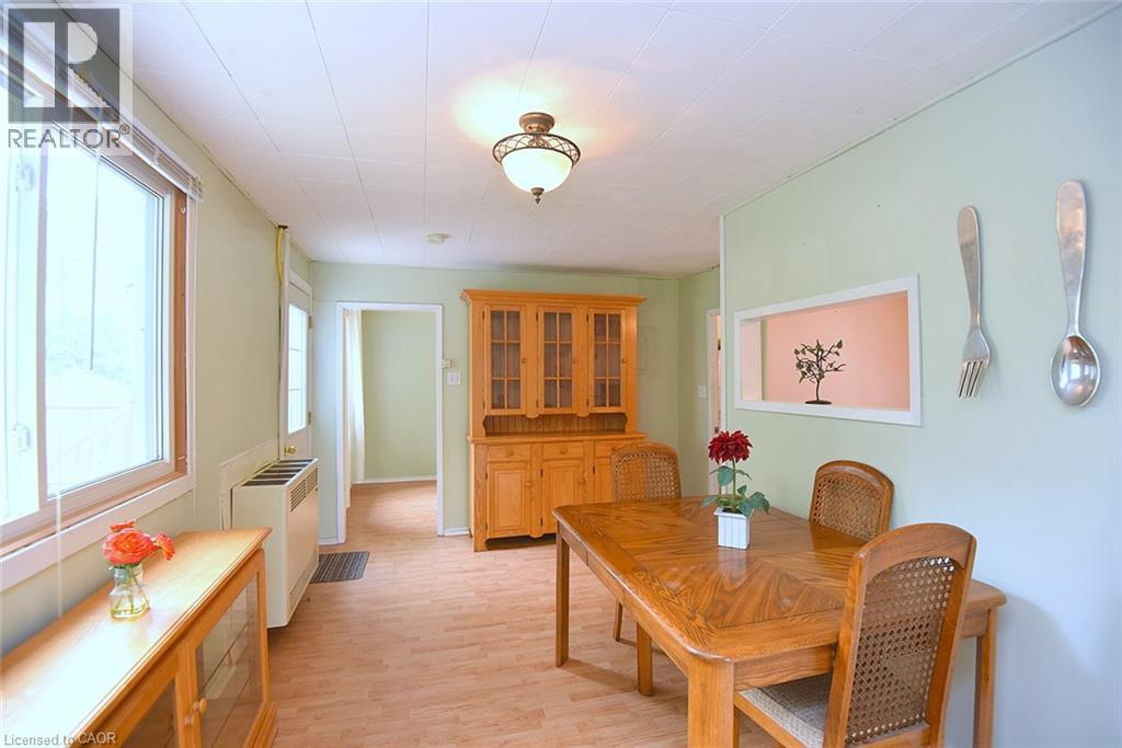340 KING Street W - 23