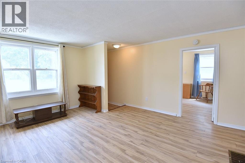 340 KING Street W - 6