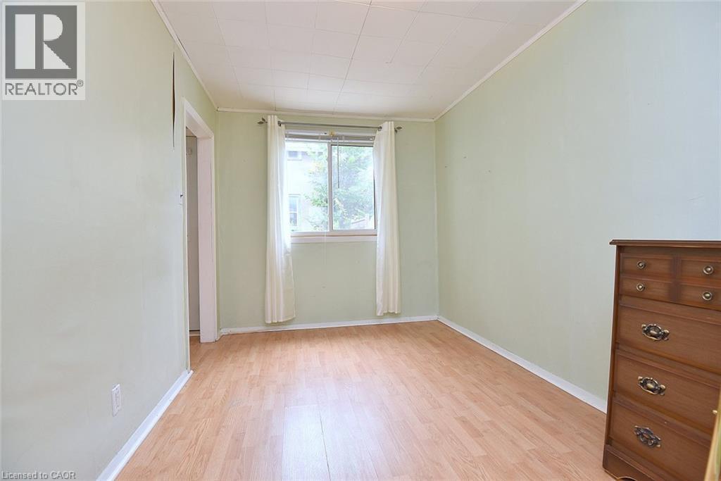 340 KING Street W - 29