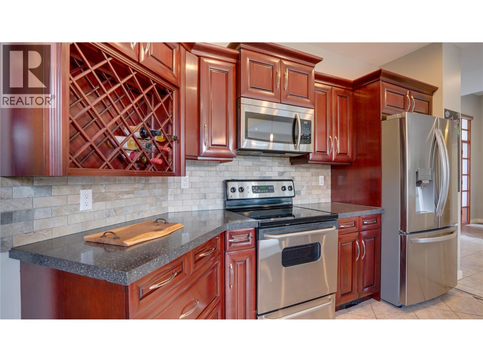 2233 Helgason Drive - 15