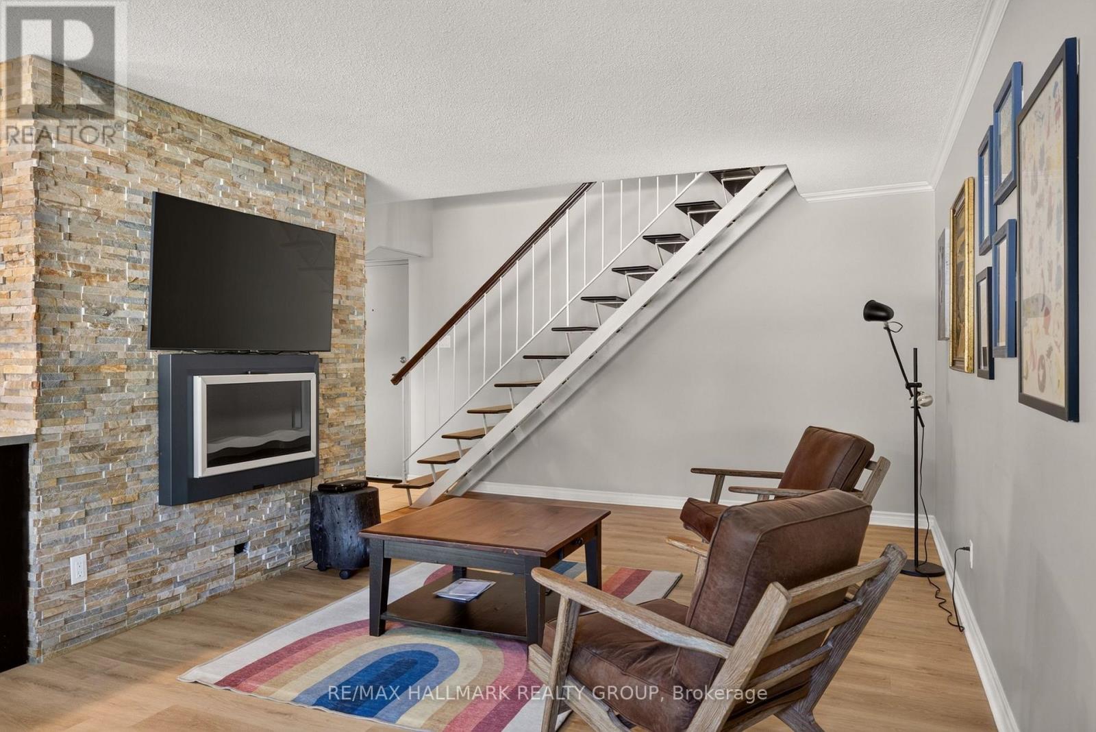 #103 12 CORKSTOWN ROAD - 12