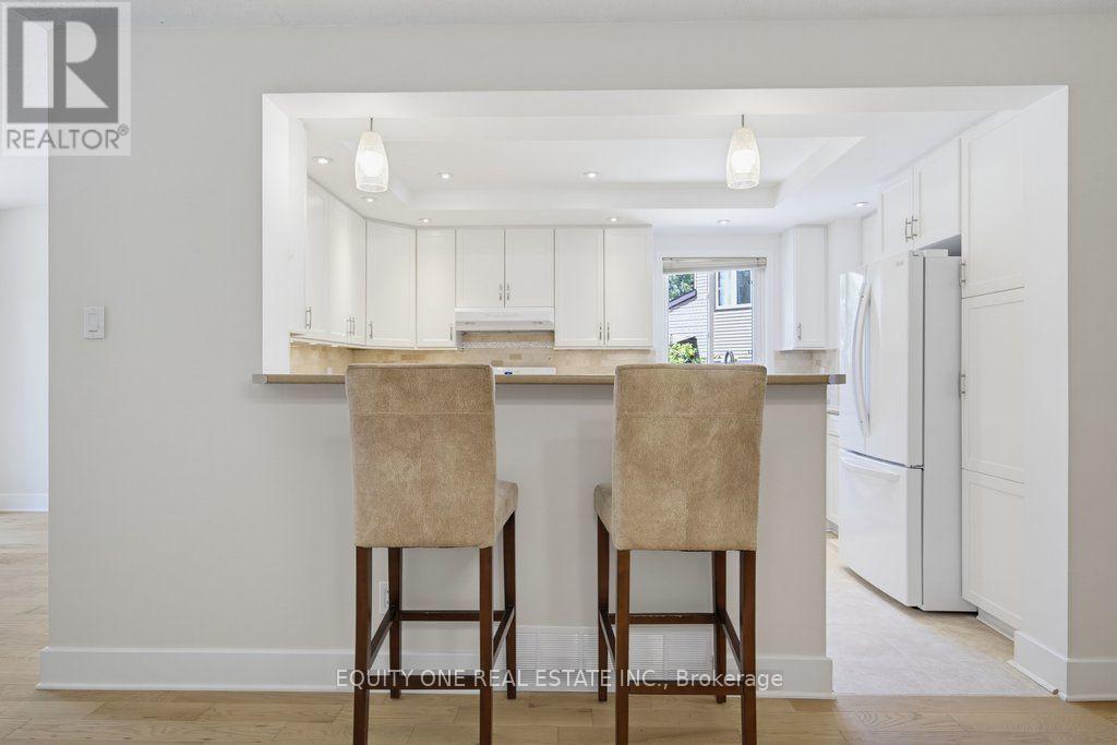 3380 UPLANDS DRIVE - 15