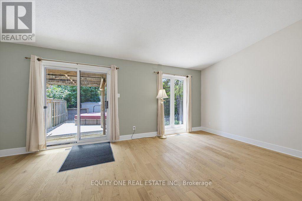 3380 UPLANDS DRIVE - 21