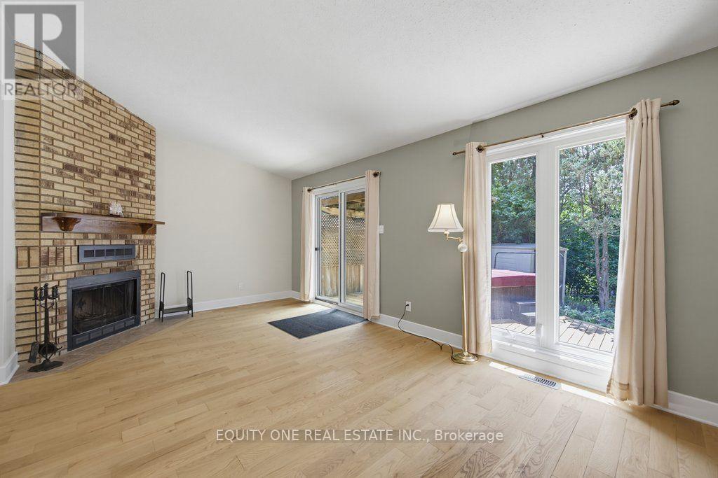 3380 UPLANDS DRIVE - 22