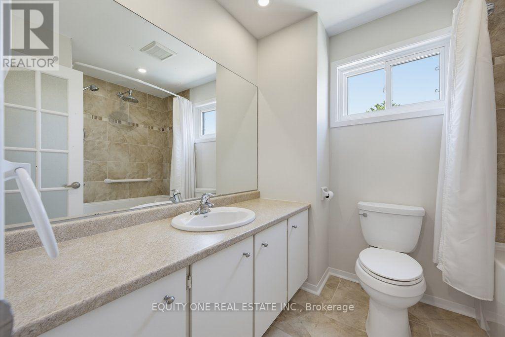 3380 UPLANDS DRIVE - 31