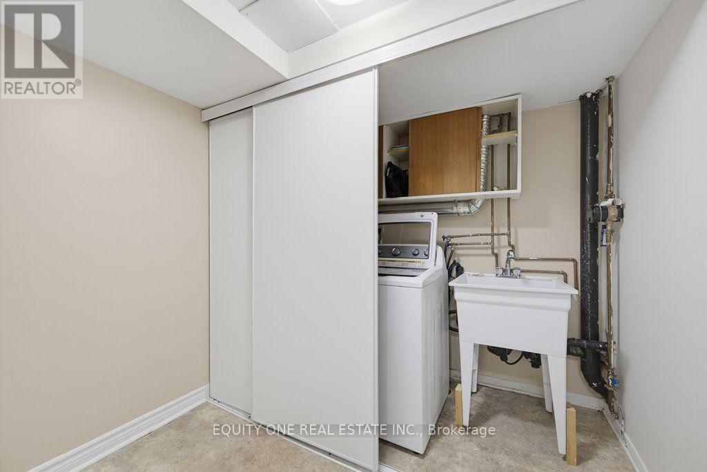 3380 UPLANDS DRIVE - 37