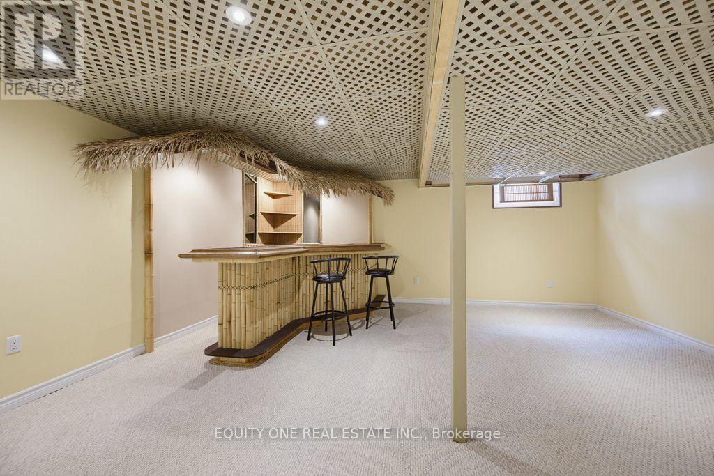 3380 UPLANDS DRIVE - 38