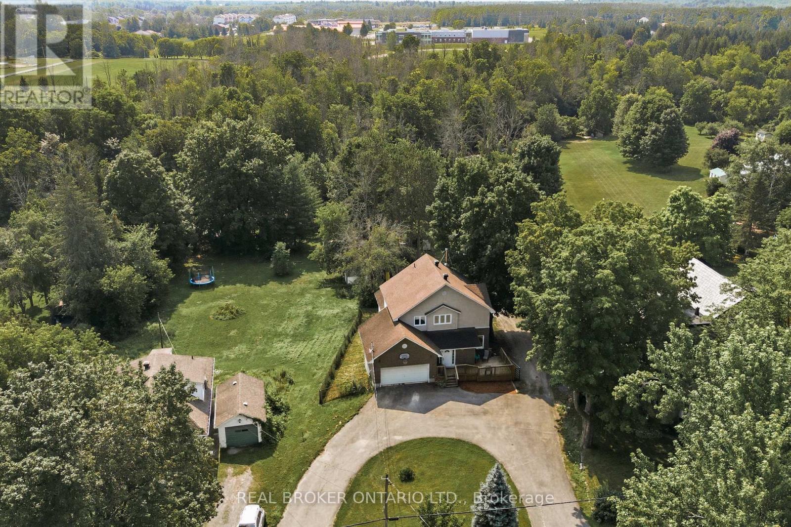 320 CLOTHIER STREET W - 33
