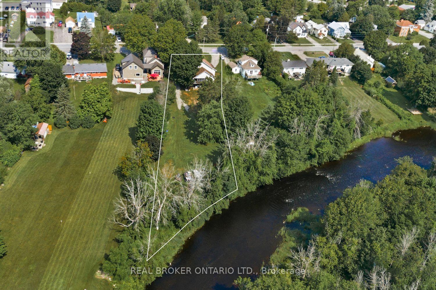 320 CLOTHIER STREET W - 43