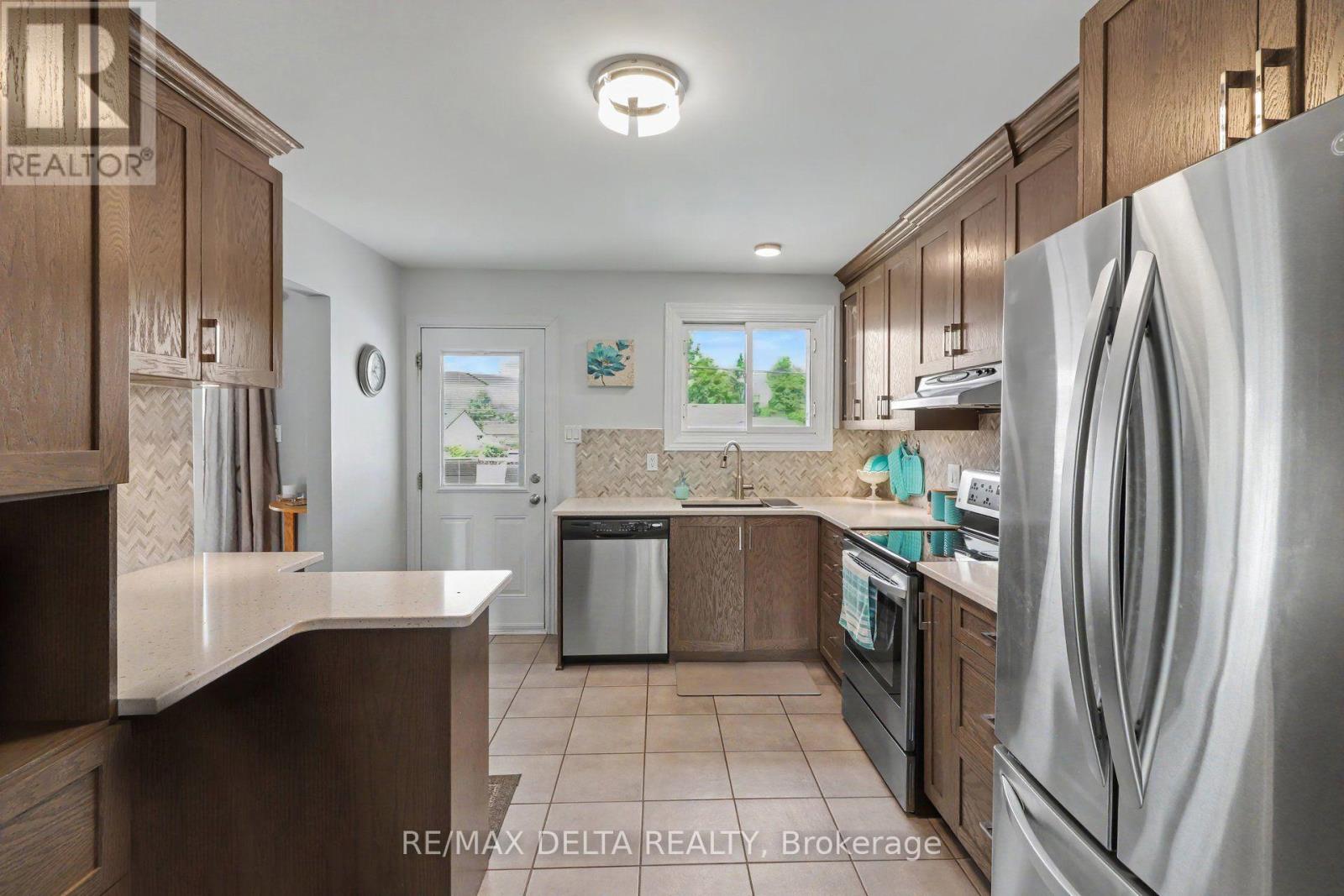 331 ROXDALE AVENUE - 10
