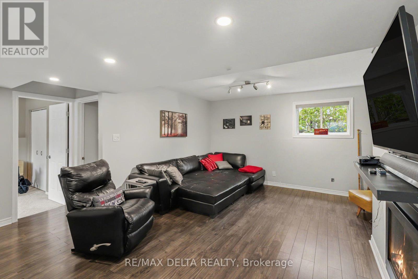 331 ROXDALE AVENUE - 25