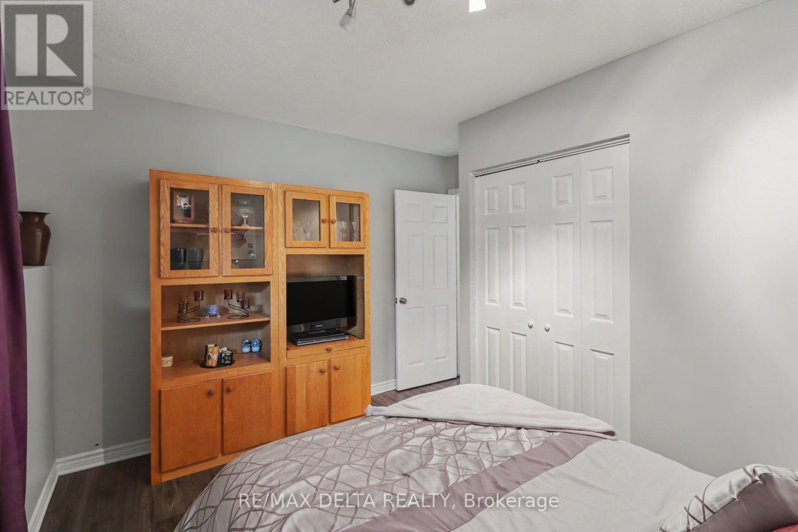 331 ROXDALE AVENUE - 28