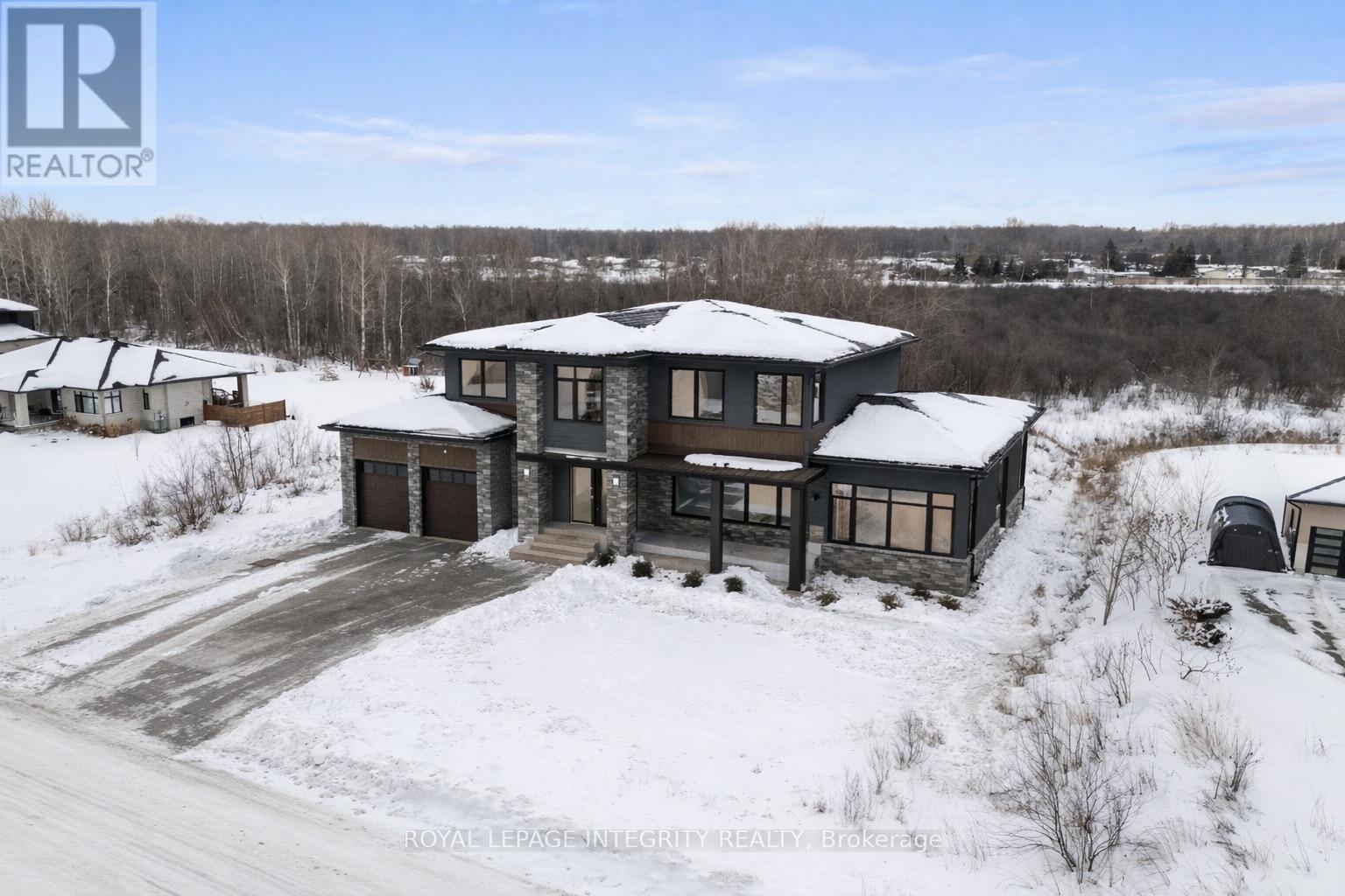 Land for Sale in Ottawa – 671 BALLYCASTLE CRESCENT, Ottawa – MLS# X13613678 - Image 7