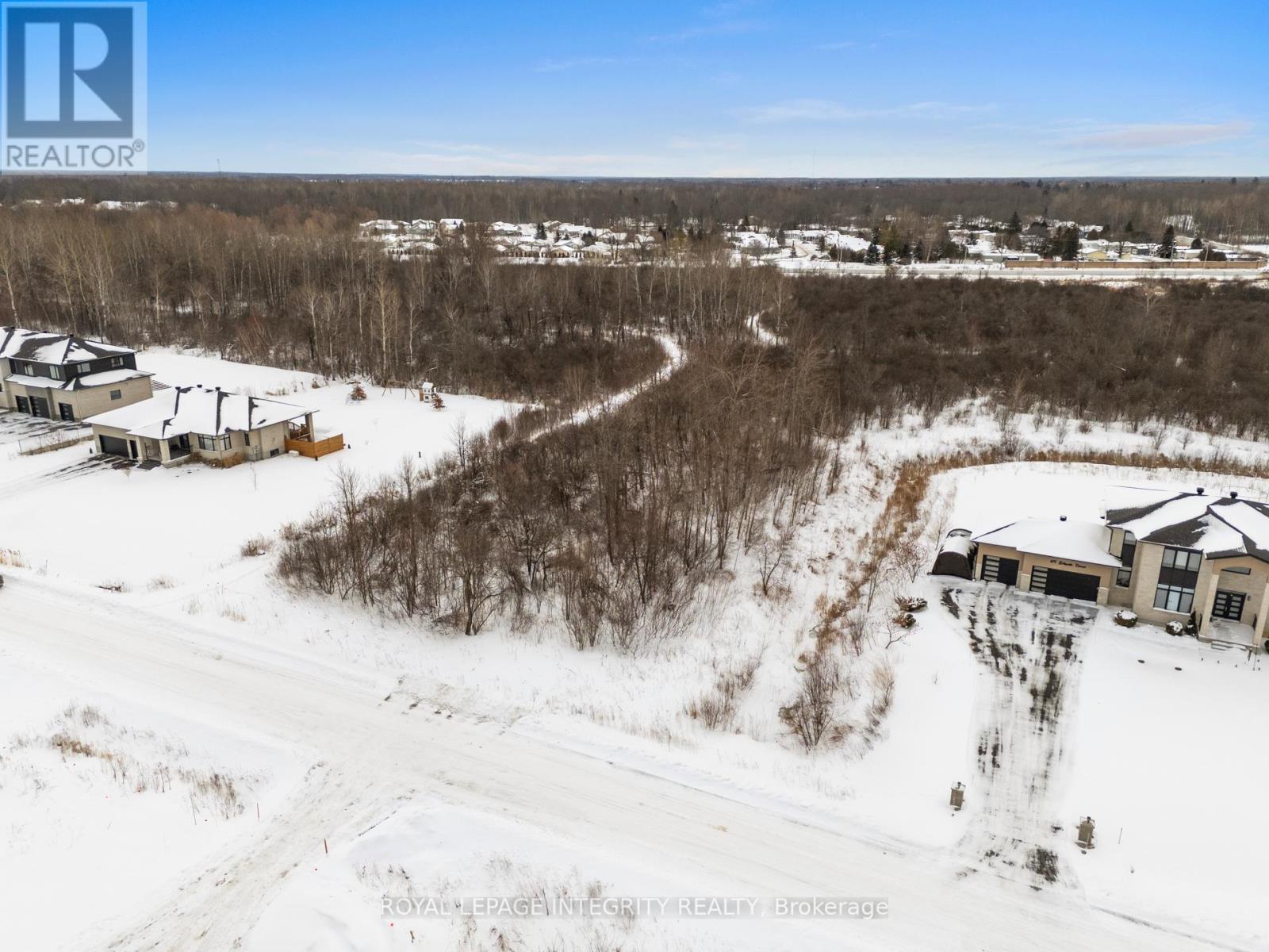 Land for Sale in Ottawa – 671 BALLYCASTLE CRESCENT, Ottawa – MLS# X13613682 - Image 10