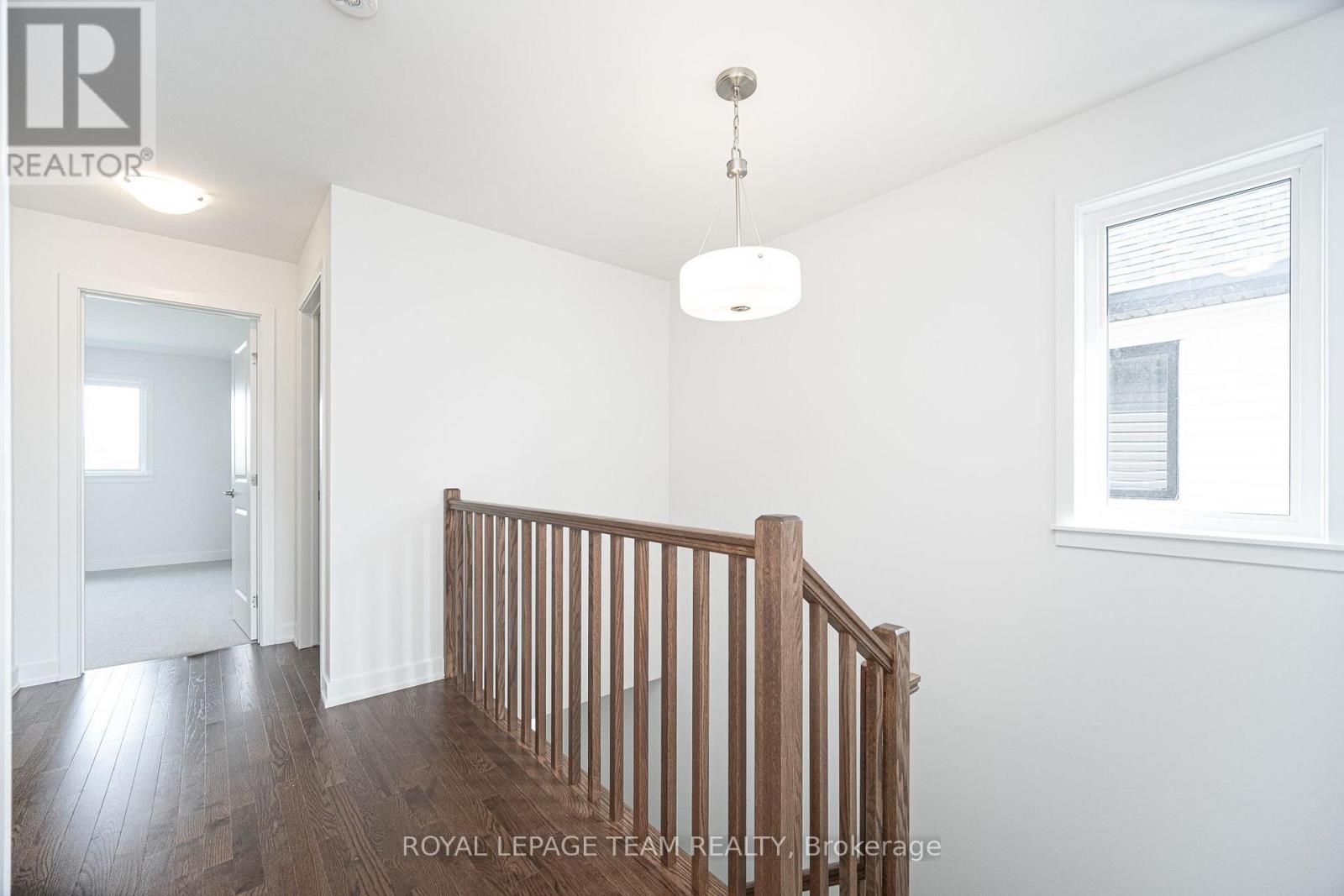 3 Bed, 3 Bath House for Rent in Ottawa – 807 MOCHI CIRCLE, Ottawa – MLS# X13613684 - Image 17