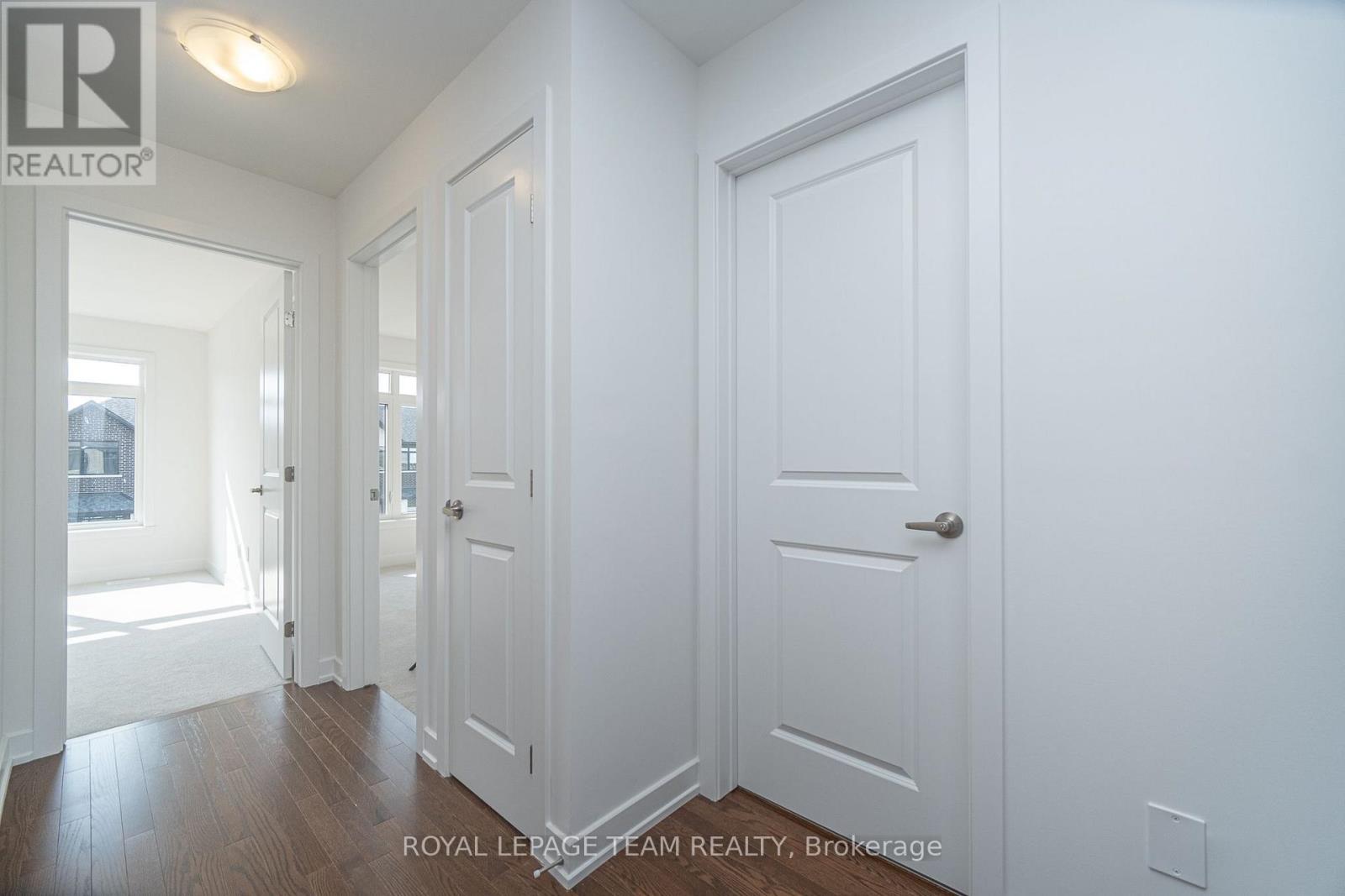 3 Bed, 3 Bath House for Rent in Ottawa – 807 MOCHI CIRCLE, Ottawa – MLS# X13613684 - Image 27