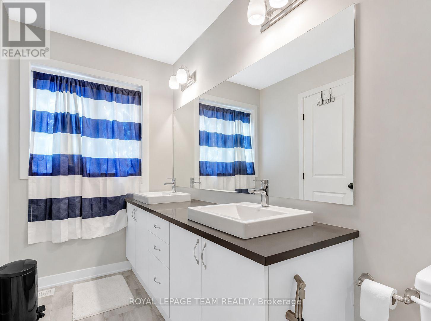 3 Bed, 3 Bath House for Rent in Ottawa – 137 YEARLING CIRCLE, Ottawa – MLS# X13613708 - Image 10