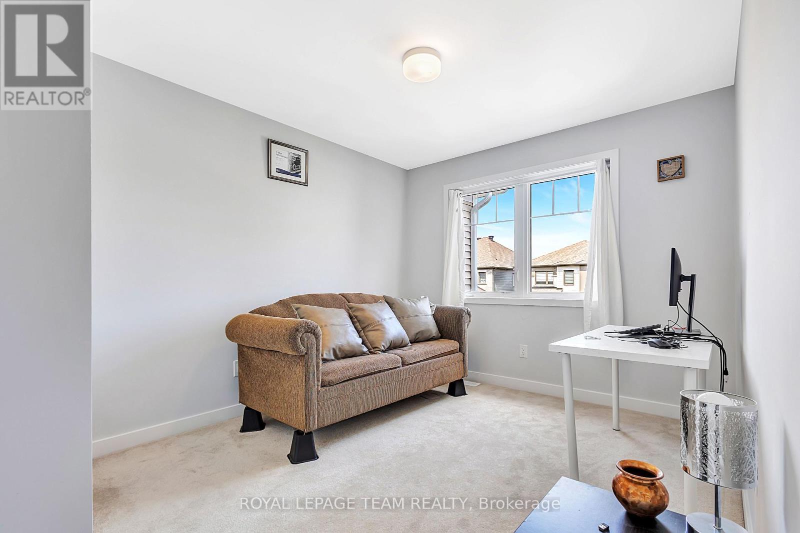 3 Bed, 3 Bath House for Rent in Ottawa – 137 YEARLING CIRCLE, Ottawa – MLS# X13613708 - Image 12