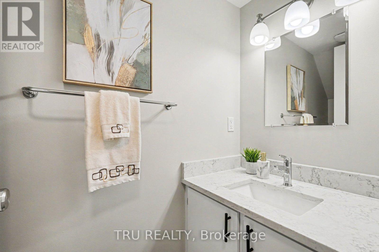 #8 22 SWEETBRIAR CIRCLE - 12