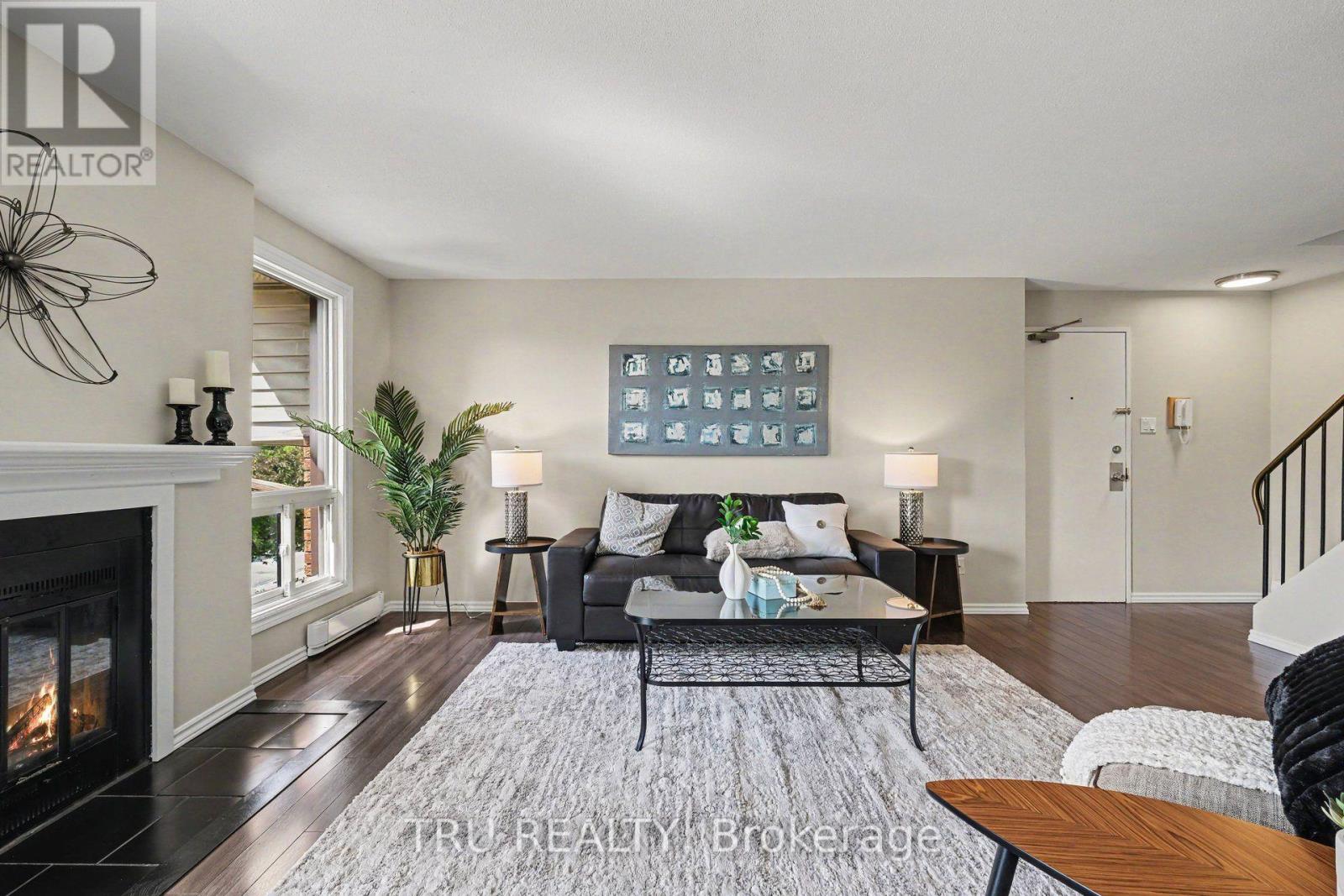 #8 22 SWEETBRIAR CIRCLE - 7