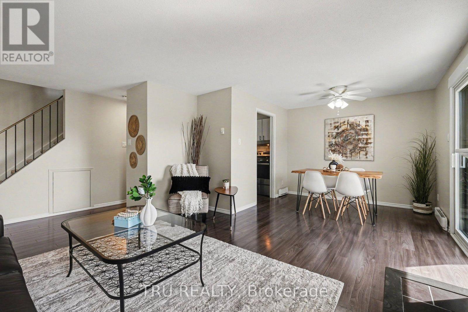 #8 22 SWEETBRIAR CIRCLE - 8