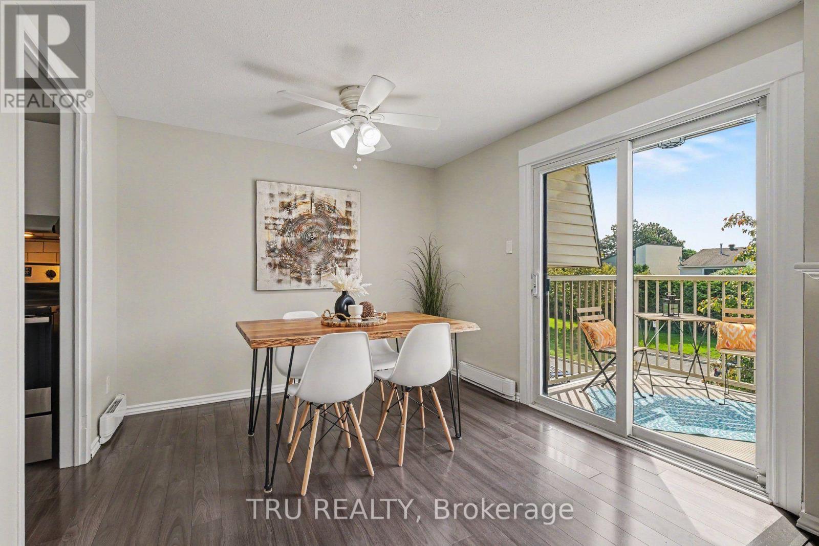 #8 22 SWEETBRIAR CIRCLE - 9