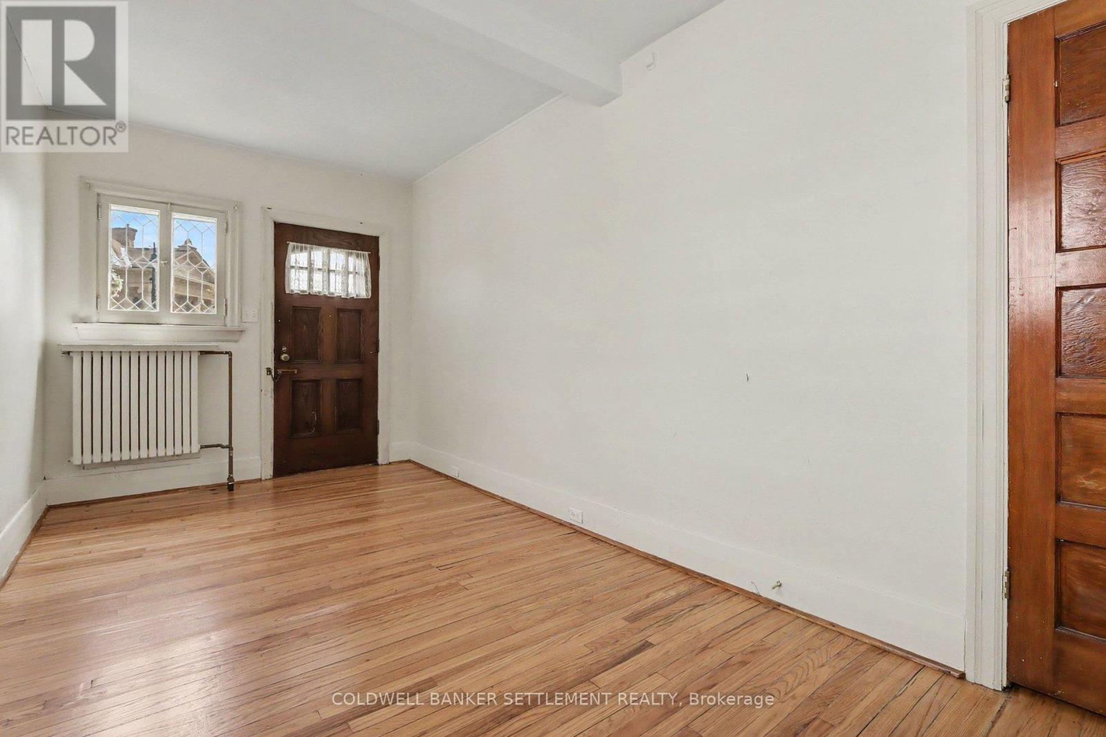 2 GLADSTONE AVENUE - Image 23