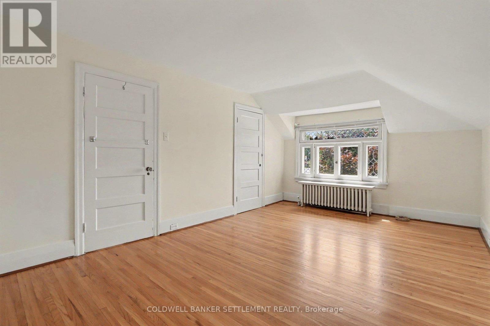 2 GLADSTONE AVENUE - Image 24