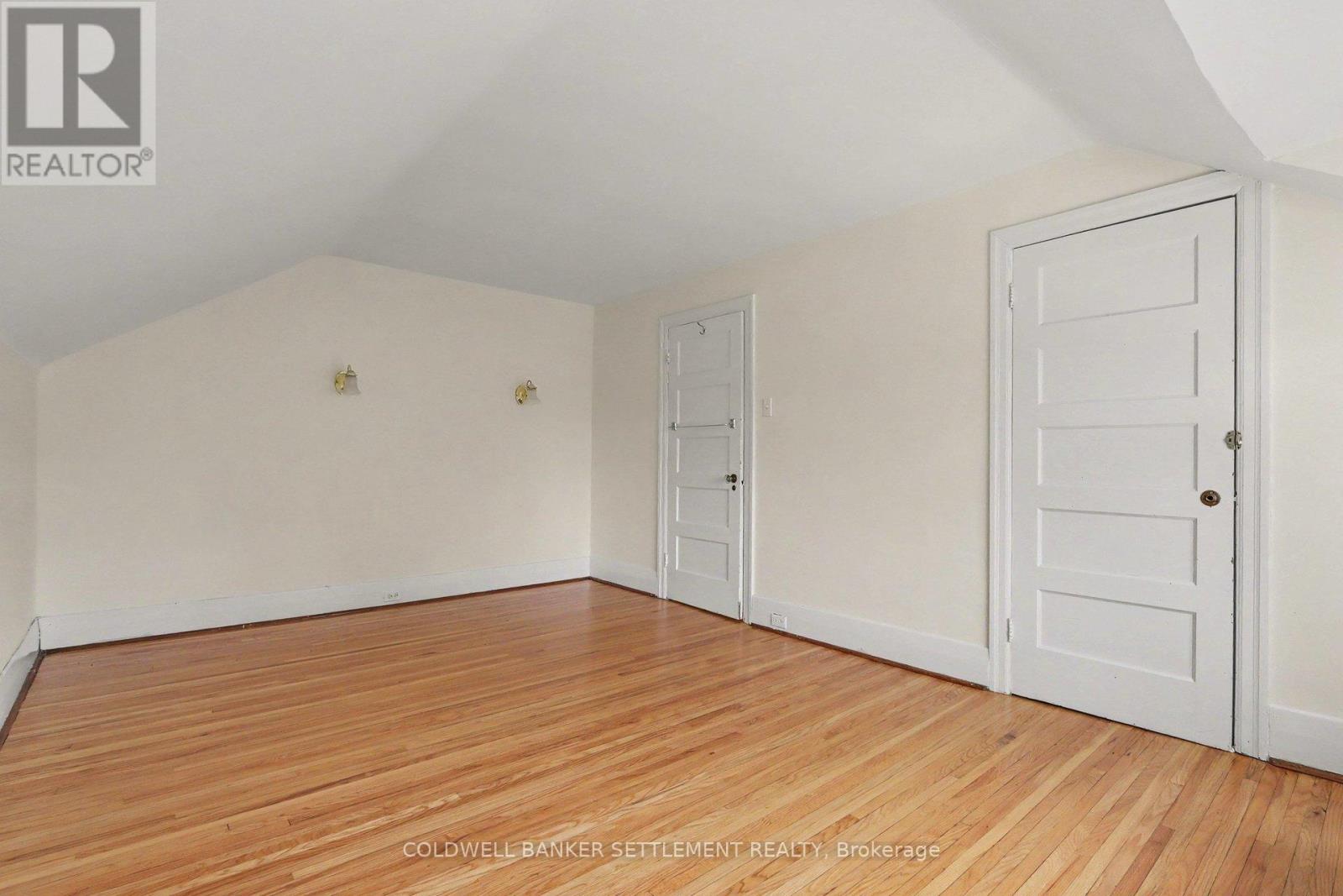 2 GLADSTONE AVENUE - Image 26
