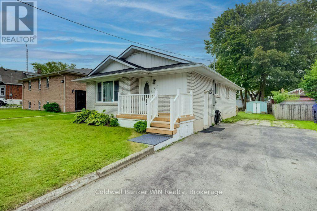 140 QUEEN STREET E - 2