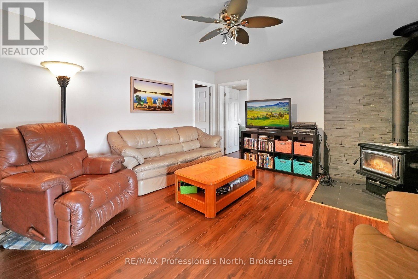 1053 CHEERFUL LANE - Image 14