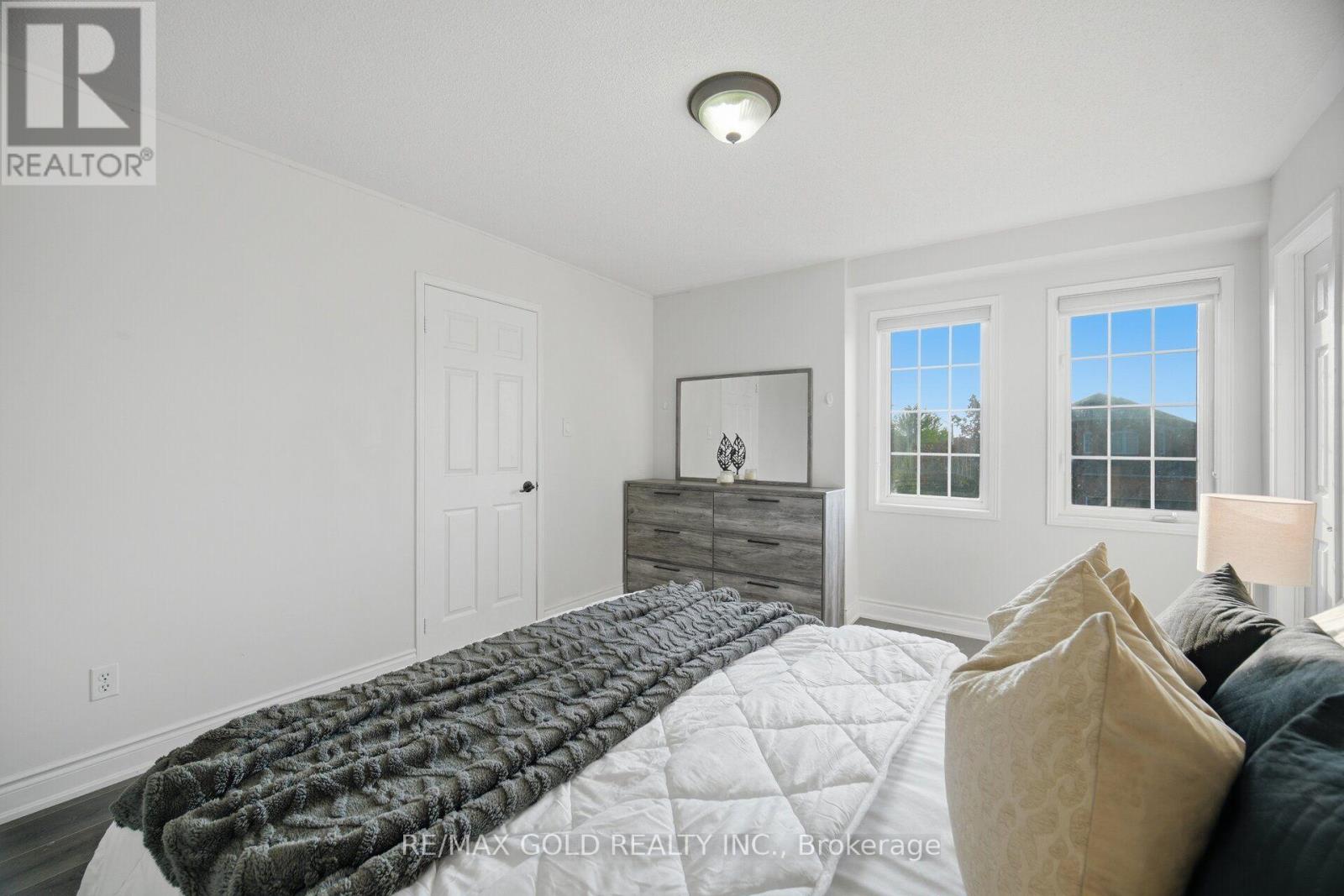 71 LEAGATE STREET - 25