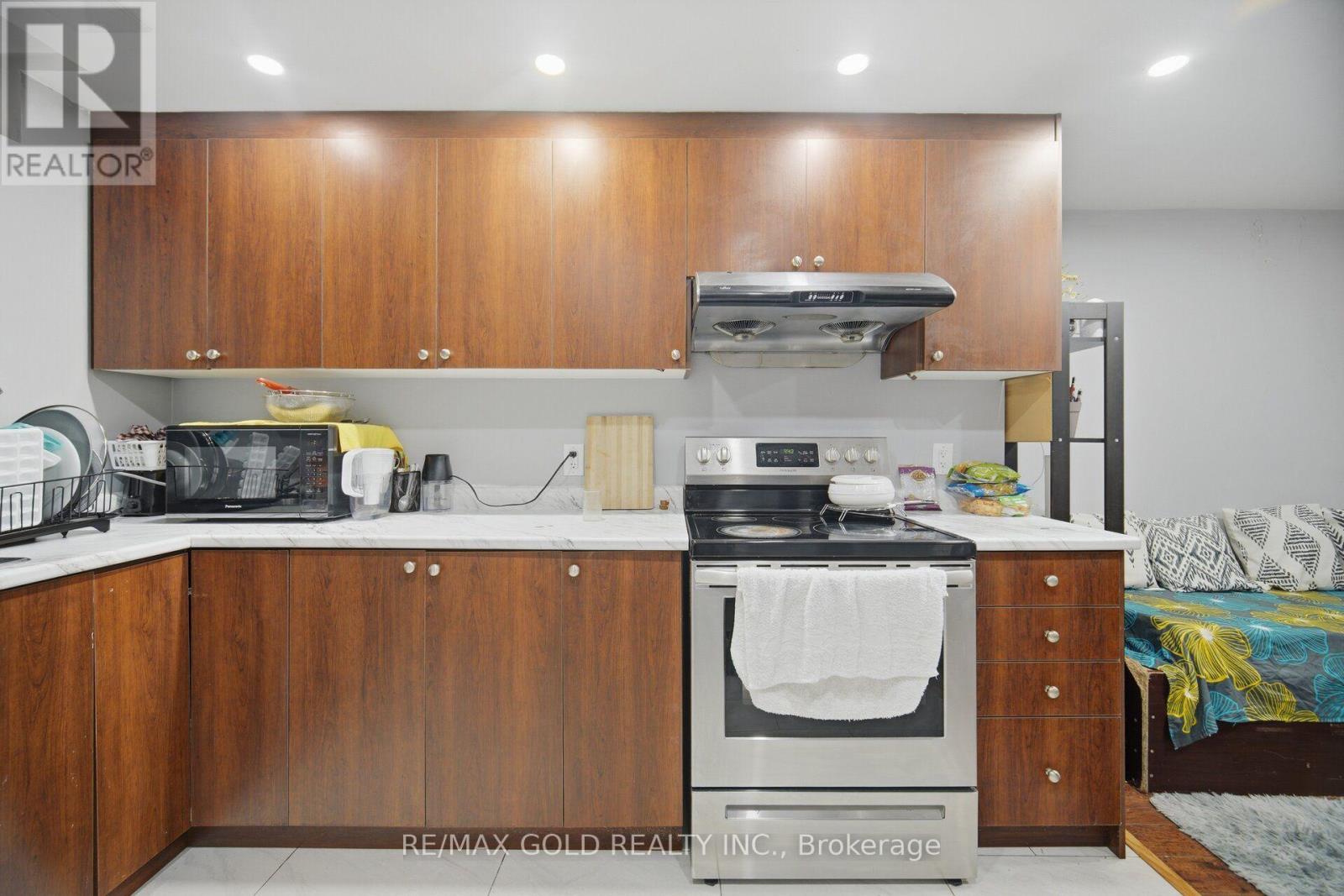 71 LEAGATE STREET - 35