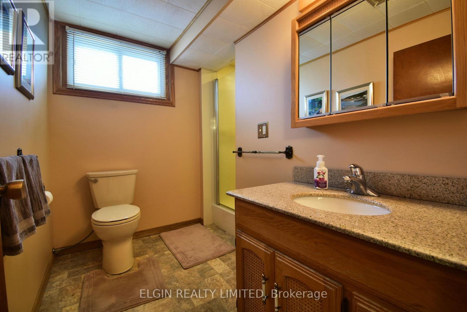 18 PULLEN AVENUE - 22
