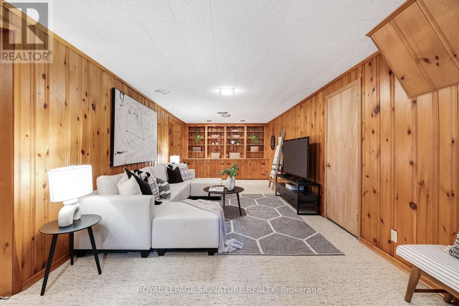 122 FENN AVENUE - 32