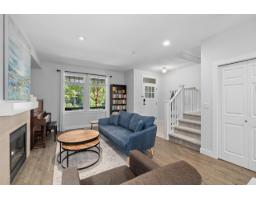 22994 Billy Brown Road, Langley, BC V1M4G2 Photo 6