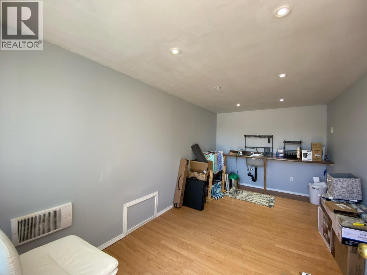 4429 10TH Avenue, New Hazelton