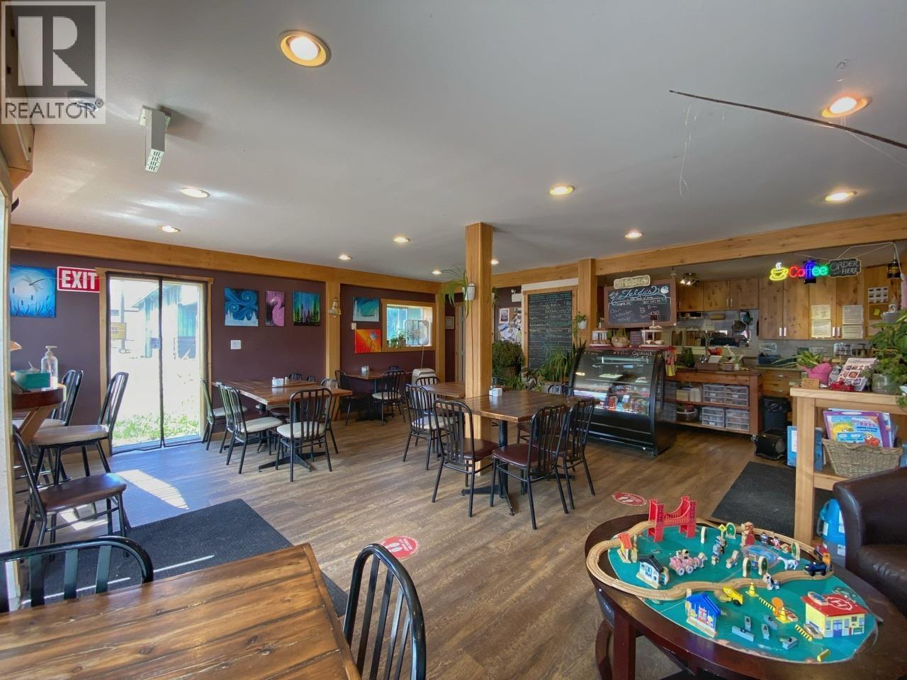 4429 10TH Avenue, New Hazelton