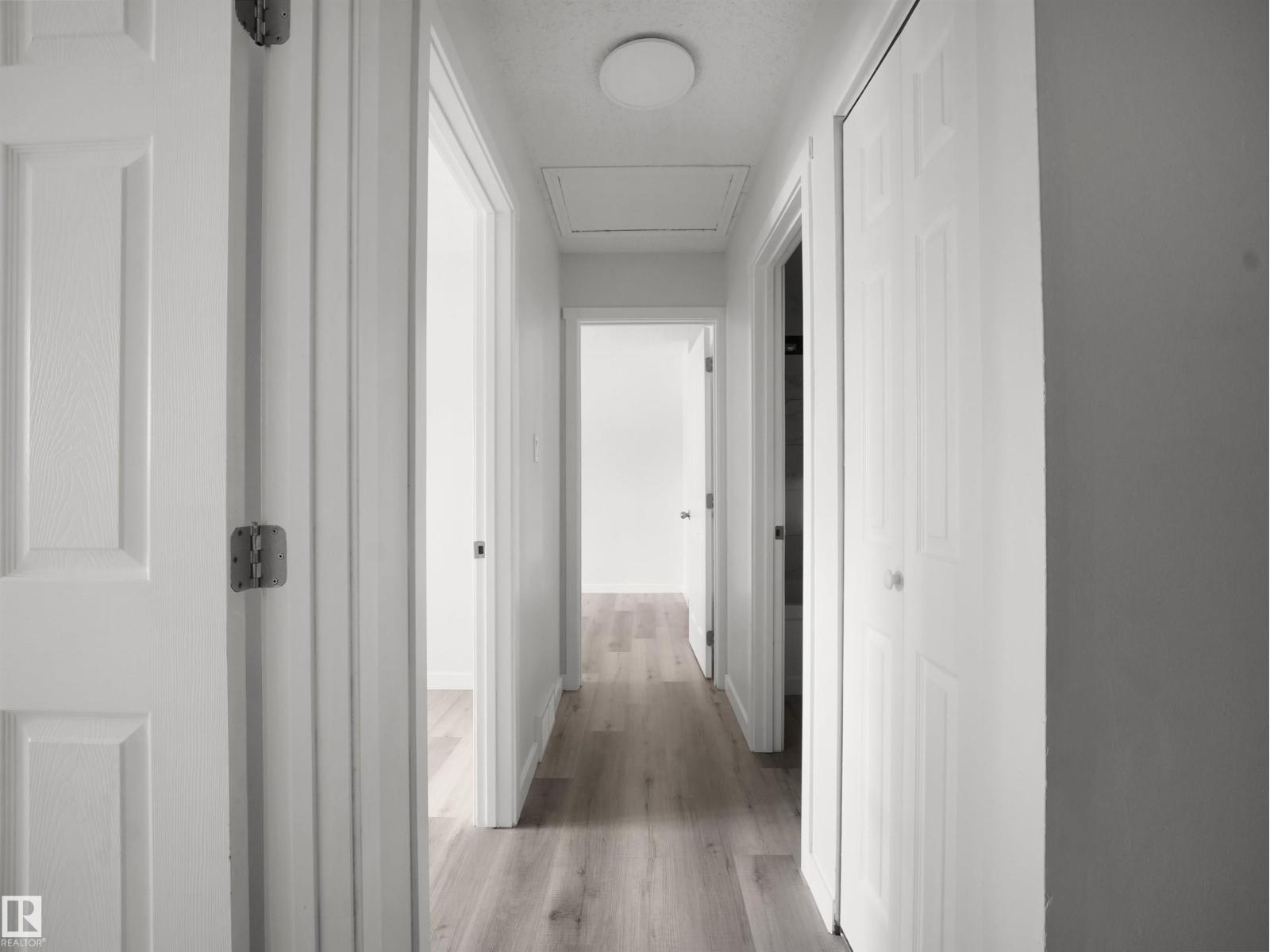 #6 14220 80 ST NW - Image 11