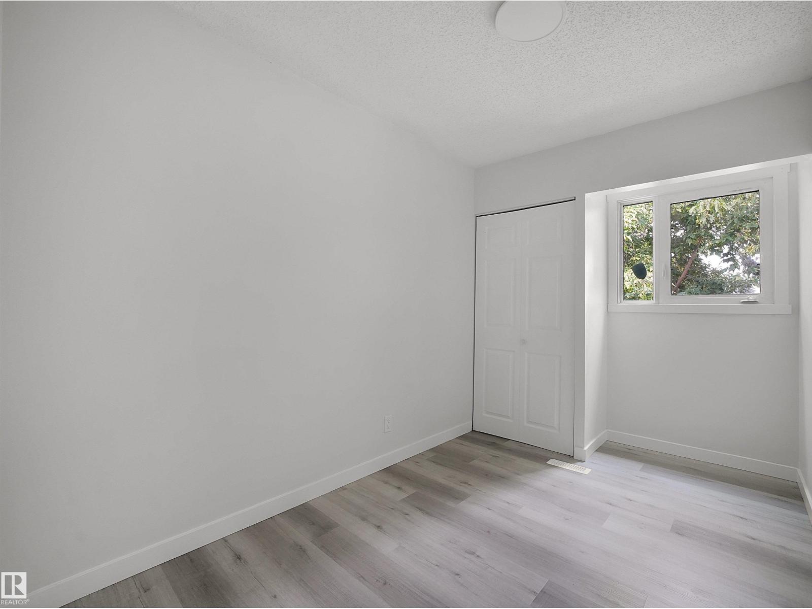 #6 14220 80 ST NW - Image 12
