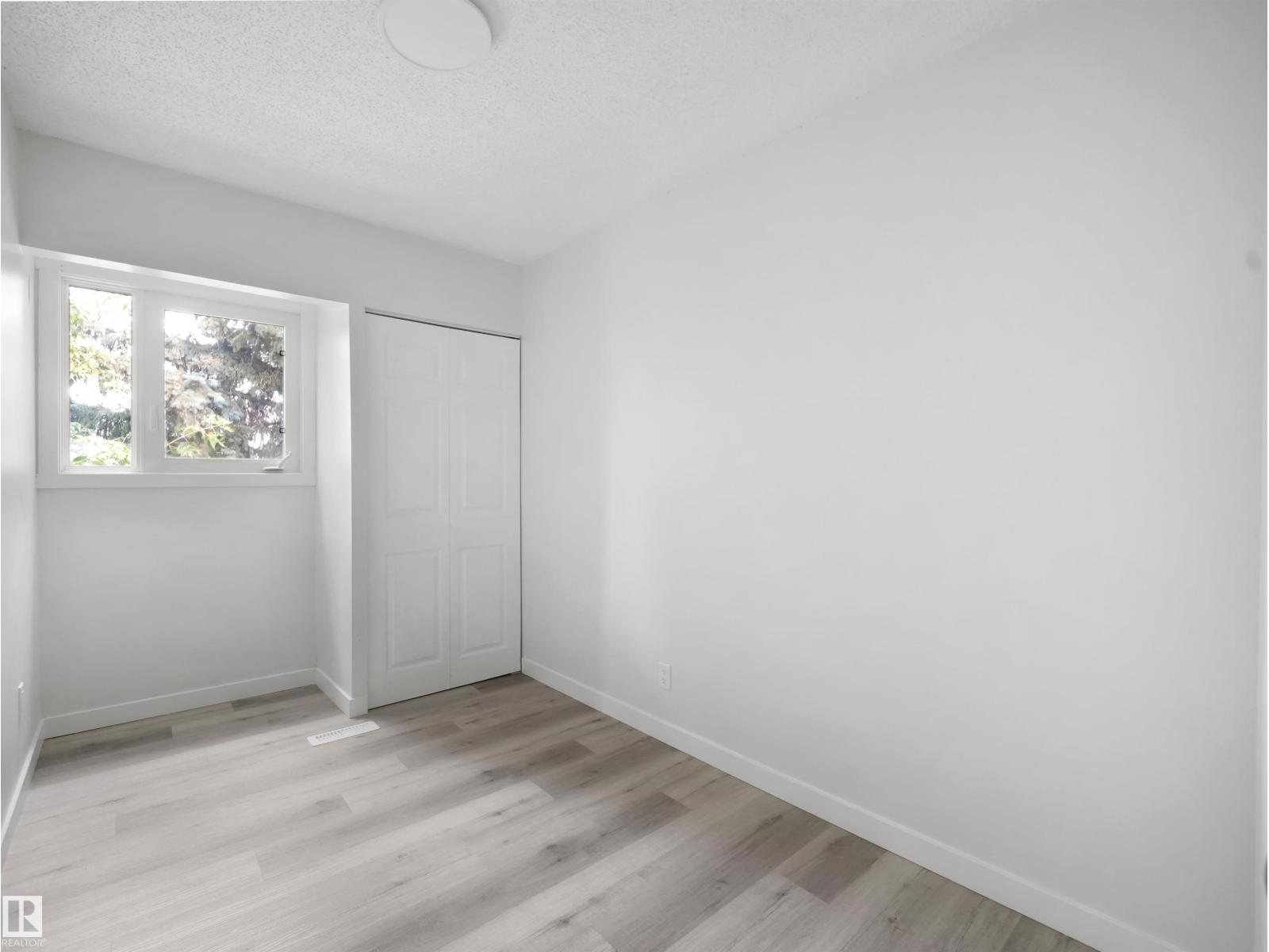 #6 14220 80 ST NW - 14